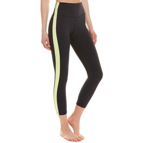 Splits 59 Rose High Waist Capri - Picture 2 of 14